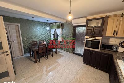 Casă cu 4 camere cu Teren 560 Mp în Nicolae Titulescu - 6