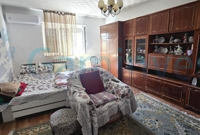 Casă individuală cu 8 camere cu Canalizare în Sânmartin - 15