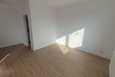 Casa dintre lacuri, Crevedia, cartier nou. - 11