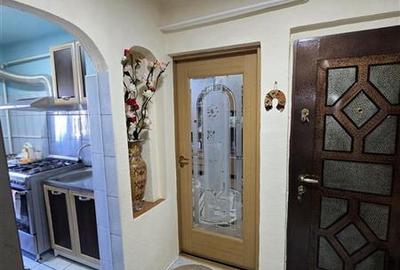 Apartament cu 2 camere decomandat în Mircea cel Bătrân - 8