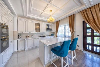 Casă cu 4 camere în Noua - 4