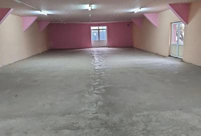 Spațiu comercial, de 300 mp, în Central - 1