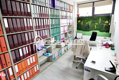 Spațiu comercial, de 220 mp, în Central - 3