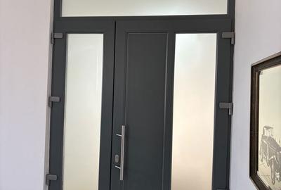 Spațiu comercial, de 200 mp, în Central - 1