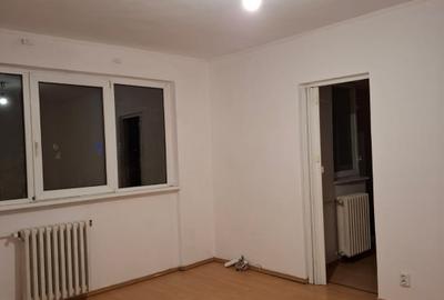 Apartamen 2 camere de vanzare - 4