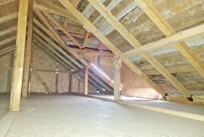 Casă cu 7 camere cu Garaj în Sabasa - 1