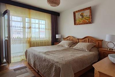 Apartament cu 3 camere decomandat în Traian - 6