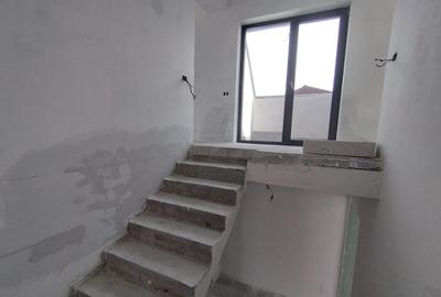 Casa cu 4 camere|zona foarte buna|COMISION 0% - 13
