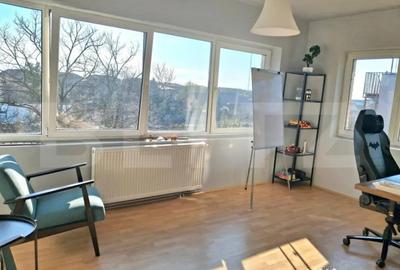 Casă cu 14 camere cu Teren 706 Mp în Soarelui - 4