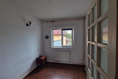 Vila, 120mp, 1 mai, zona Spitalul nr. 1 - 7