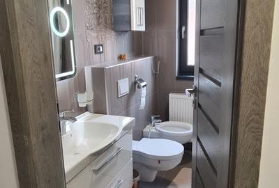 Casă cu 3 camere cu Teren 167 Mp în Dumbrăvița