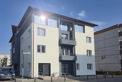 Spațiu comercial, de 880 mp, în Astra - 9