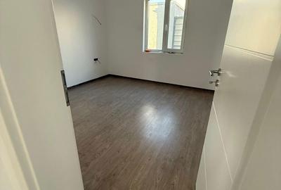 Casă cu 4 camere în Adunații-Copăceni - 2