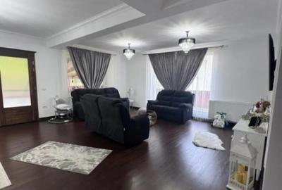 Casă cu 7 camere cu Teren 250 Mp în Rădăuți - 18