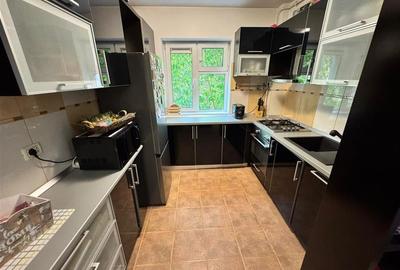 Apartament 3 camere, Primarie - Piata Unirii etaj 1, mobilat si utilat - 3