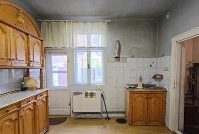 CASA DE VANZARE, SEMICENTRAL, ZONA STRAZILOR AL. VLAHU?A/C. TANASE - 9