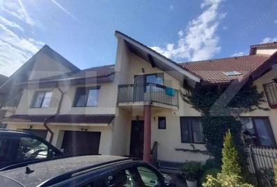 Casă cu 6 camere cu Teren 241 Mp în Unirea - 6