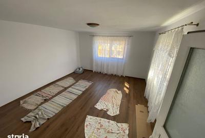 Casă cu 6 camere cu Teren 569 Mp în Cernatu - 15