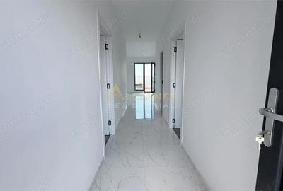 Casă cu 3 camere cu Teren 305 Mp în Berceni