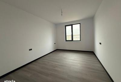Casă cu 3 camere în Albești - 2