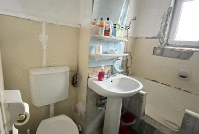 Apartament cu 2 camere decomandat în Central - 1