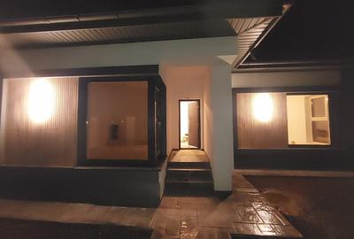 Casa individuala 3 camere-GATA DE MUTARE/Com.Berceni - 4