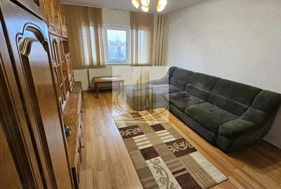 Apartament cu 3 camere decomandat în Lunei - 6