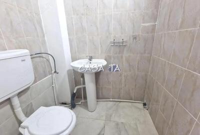 Casă cu Canalizare în Central - 4