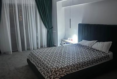 Apartament cu 3 camere decomandat în Frații Golești