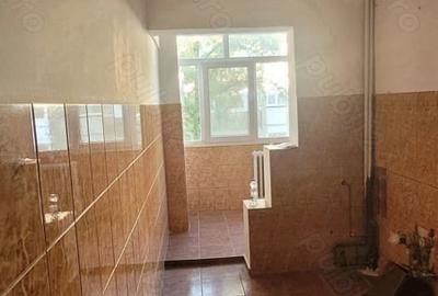 Garsonieră decomandată în Rogerius - 1