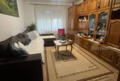 Apartament cu 3 camere decomandat, mobilat în Sângeorgiu de Mureș - 2