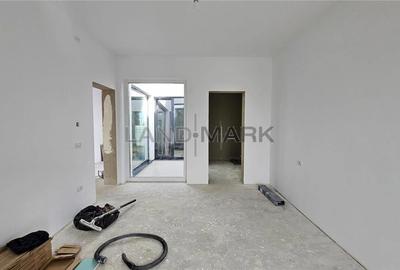 Casă cu Teren 435 Mp în Central - 17