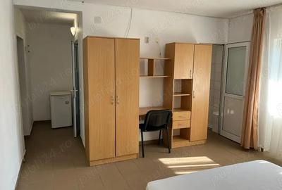 Garsonieră semidecomandată în Podul de Fier - 1