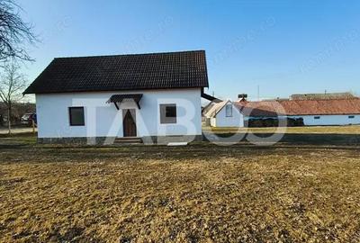 Casă cu 3 camere cu Teren 5039 Mp în Pianu - 14