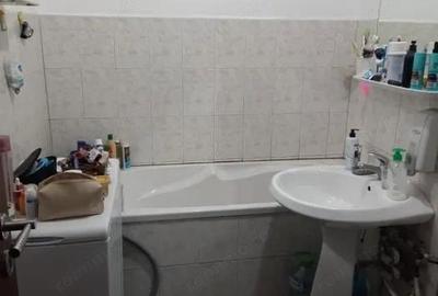 Apartament cu 3 camere decomandat în Complex Studențesc - 4