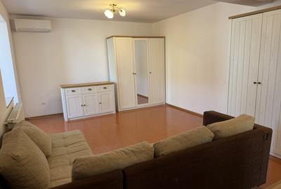 Apartament cu 2 camere decomandat, mobilat în Turnișor - 3