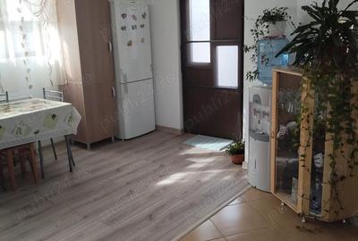 Casă cu Teren 1056 Mp în Central - 2