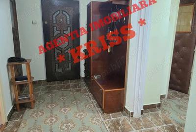 Apartament cu 3 camere decomandat în Găvana - 3