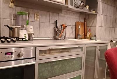 Apartament cu 2 camere decomandat în P-ța Unirii - 4