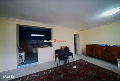 Casă cu 4 camere cu Teren 1133 Mp în Central - 1