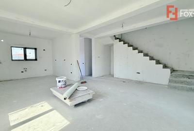 Duplex cu 5 camere cu Canalizare în Moșnița Veche - 3