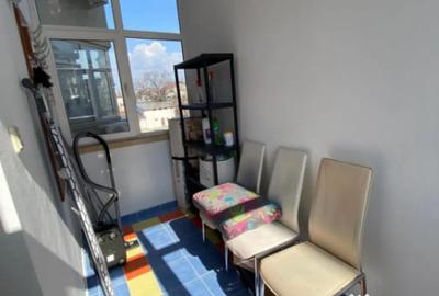 Apartament cu 3 camere decomandat, mobilat în Ultracentral