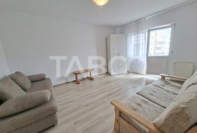 Apartament de vanzare 3 camere decomandat Mihai Viteazul bloc cu lift - 2