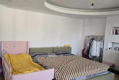 Casă cu 4 camere cu Teren 214 Mp în Roșu - 4