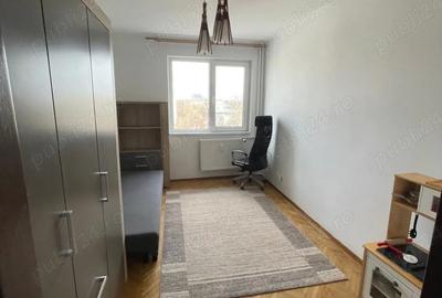 Apartament cu 3 camere semidecomandat în Pajura - 9
