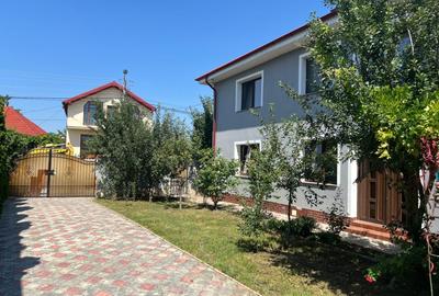 Casă cu 4 camere cu Teren 409 Mp în Central - 2