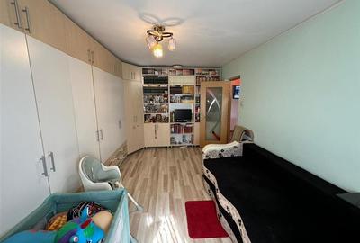 Apartament 3 camere , zona Liceul Pedagogic, etaj 3, mobilat si utilat - 2