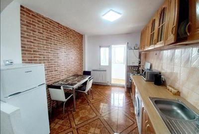 Apartament cu 2 camere decomandat în Central - 2