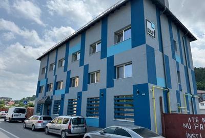 Imobil cu 24 de camere pentru inchiriat, zona Carierei - 1