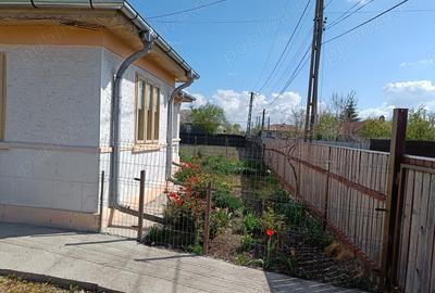 Casă cu 5 camere în Ciorăști - 4